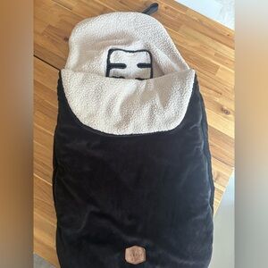 Fleece stroller bunting